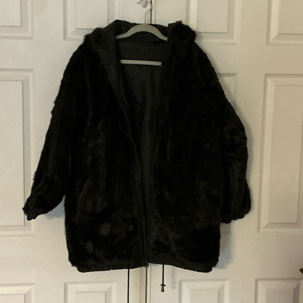 Elegant Black Reversible Jacket for Women